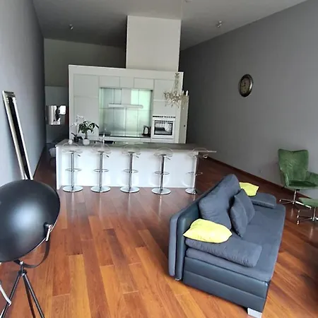Loft2be